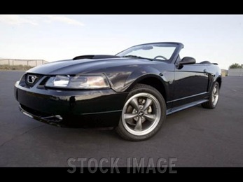 2004 Ford Mustang